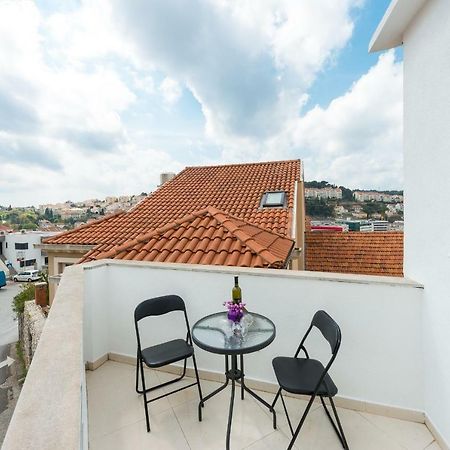 Luxury Sensation Spacious & Free Private Garage Ντουμπρόβνικ Εξωτερικό φωτογραφία